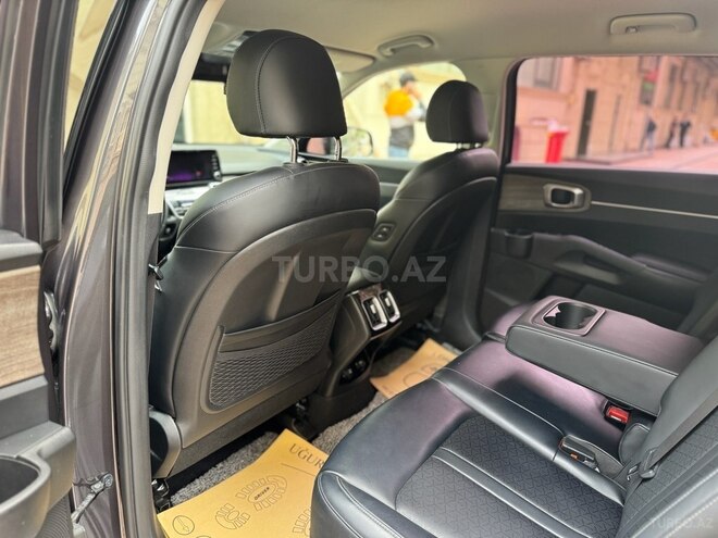 Kia Sorento-16