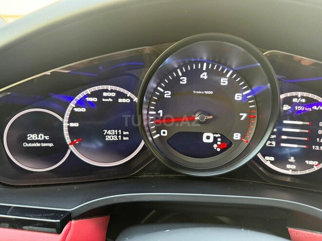 Porsche Cayenne-17