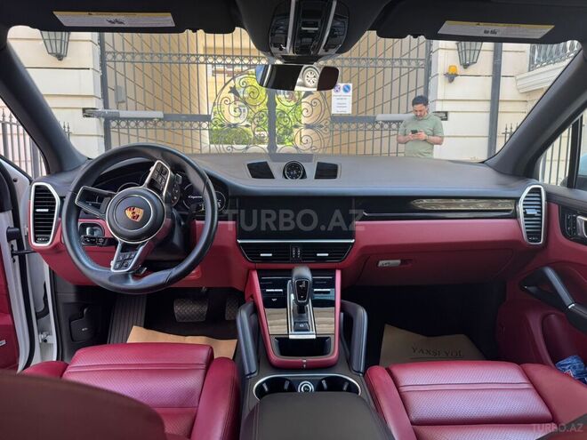 Porsche Cayenne-14