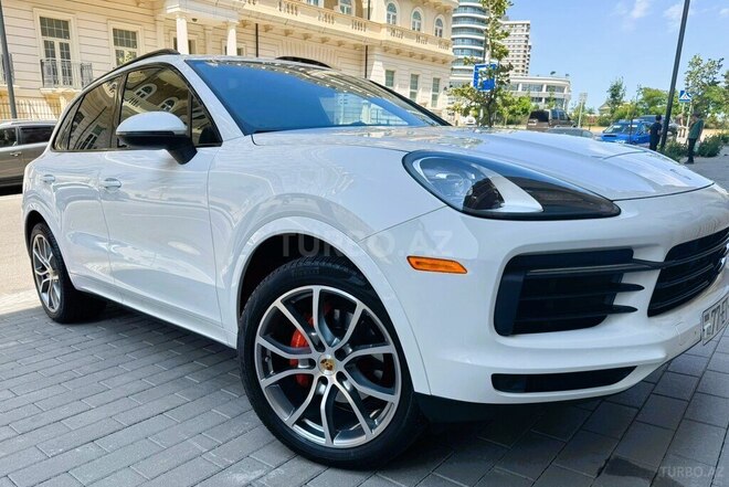 Porsche Cayenne-4
