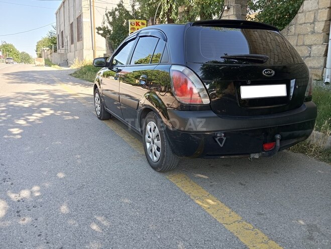 Kia Rio 2008, 404,780 km - 1.4 l - Şamaxı