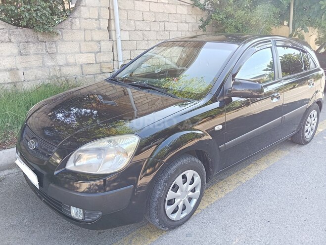 Kia Rio 2008, 404,780 km - 1.4 l - Şamaxı
