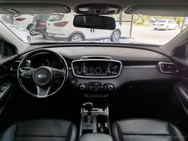 Kia Sorento-18