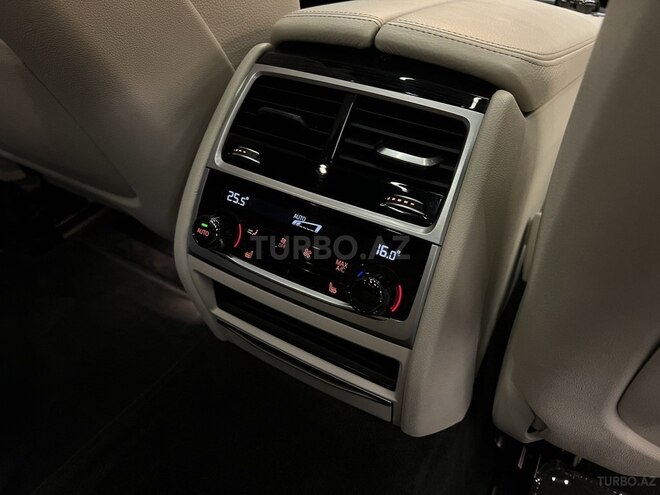 BMW 740 2018, 98,000 km - 3.0 l - Bakı