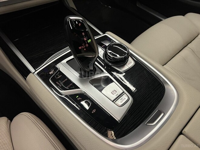 BMW 740 2018, 98,000 km - 3.0 l - Bakı