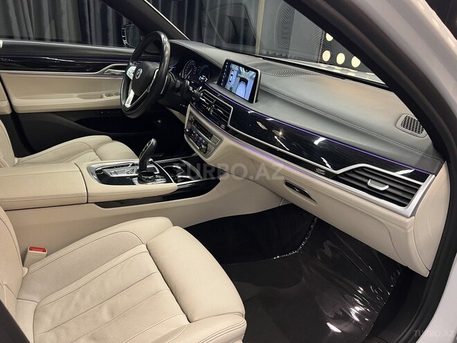 BMW 740 2018, 98,000 km - 3.0 l - Bakı