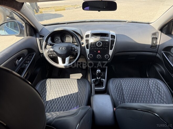 Kia Ceed 2009, 300,500 km - 1.6 л - Bakı
