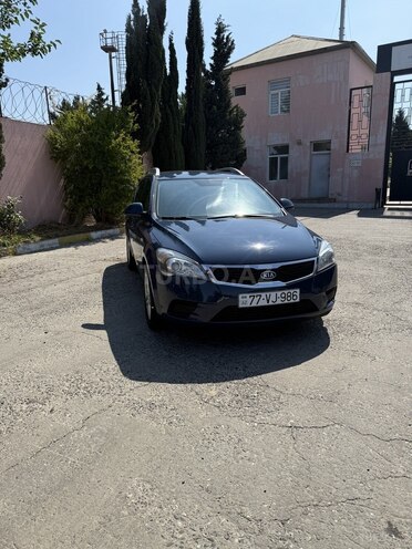 Kia Ceed 2009, 300,500 km - 1.6 л - Bakı
