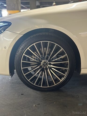 Mercedes E 220 d 2017, 125,500 km - 2.0 l - Bakı