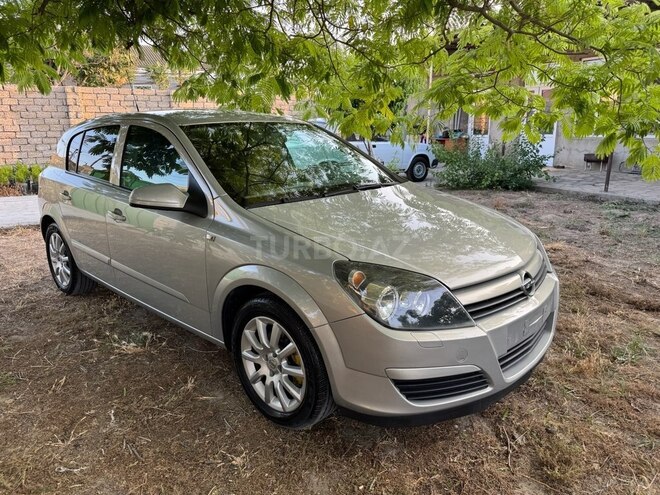 Opel Astra 2006, 260,000 km - 1.4 л - Bakı