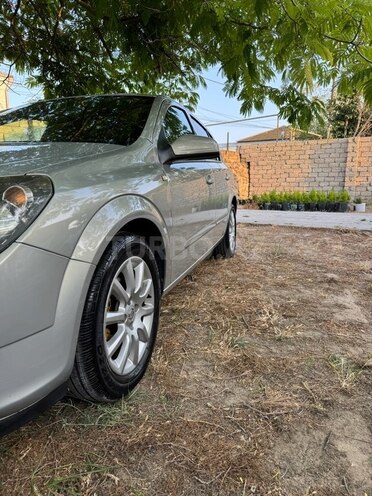 Opel Astra 2006, 260,000 km - 1.4 л - Bakı