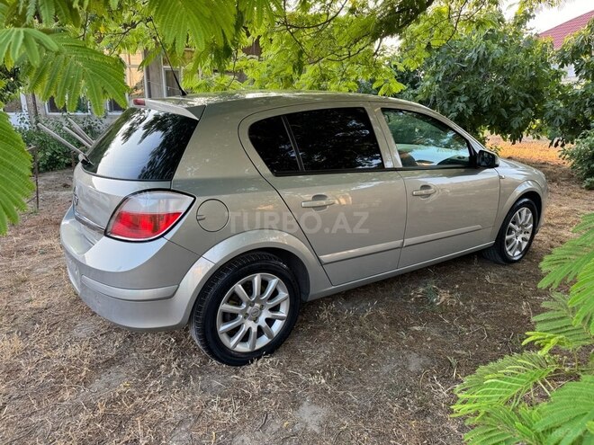 Opel Astra 2006, 260,000 km - 1.4 л - Bakı