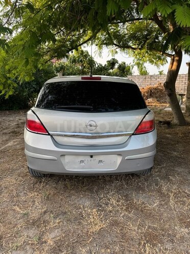 Opel Astra 2006, 260,000 km - 1.4 л - Bakı