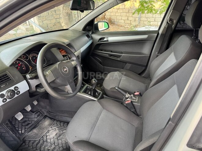 Opel Astra 2006, 260,000 km - 1.4 л - Bakı