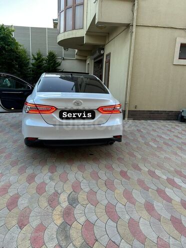 Toyota Camry-2