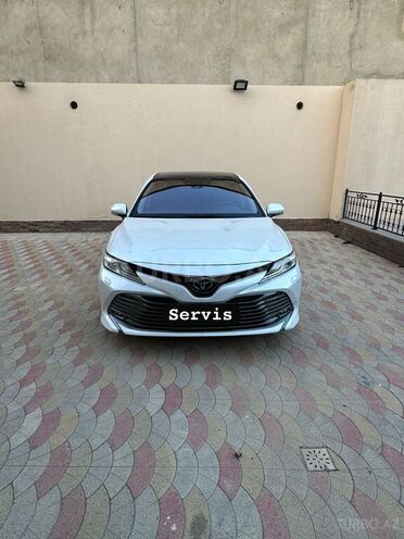 Toyota Camry-1