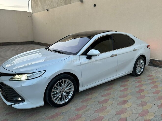 Toyota Camry-3