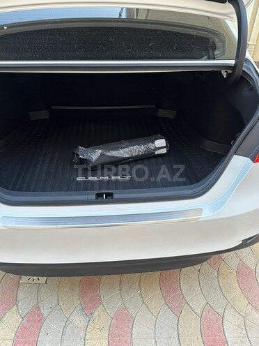 Toyota Camry-8