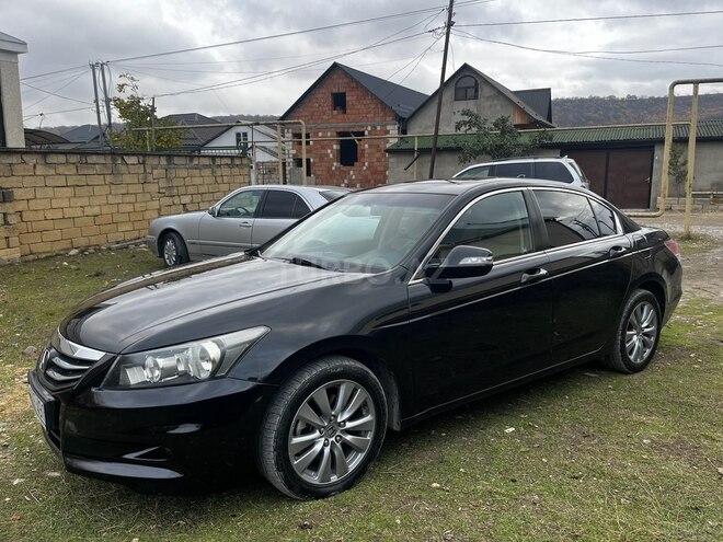 Honda Accord 2012, 244,000 km - 2.4 l - Qusar