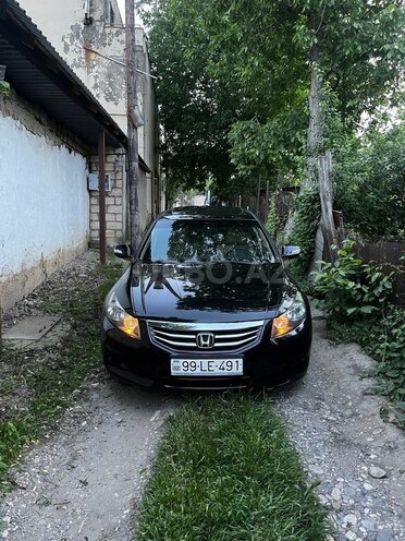 Honda Accord 2012, 244,000 km - 2.4 l - Qusar