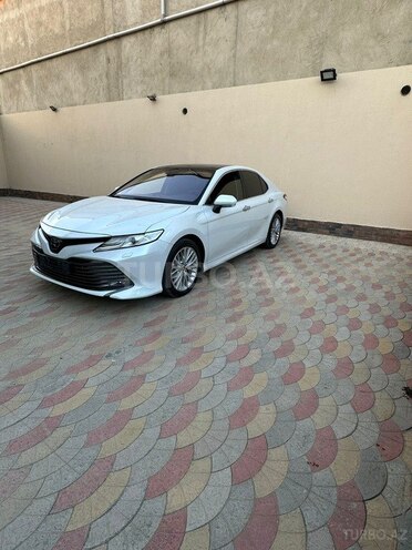 Toyota Camry-14