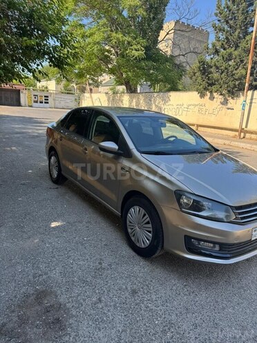 Volkswagen Polo 2018, 259,000 km - 1.6 л - Bakı