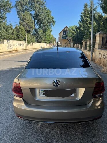 Volkswagen Polo 2018, 259,000 km - 1.6 л - Bakı