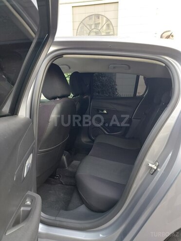 Peugeot 208 2022, 37,200 km - 1.2 l - Bakı