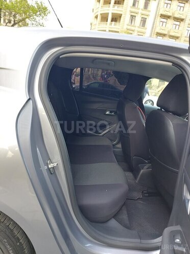 Peugeot 208 2022, 37,200 km - 1.2 l - Bakı