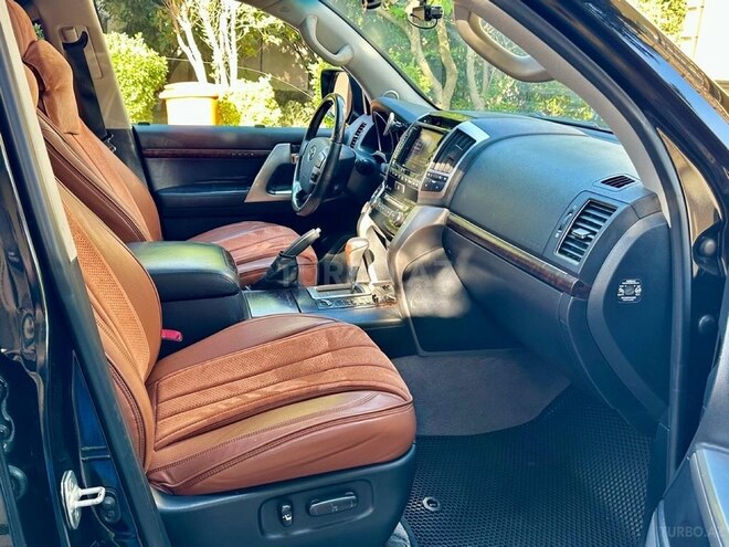Toyota Land Cruiser 2013, 239,000 km - 4.6 l - Bakı