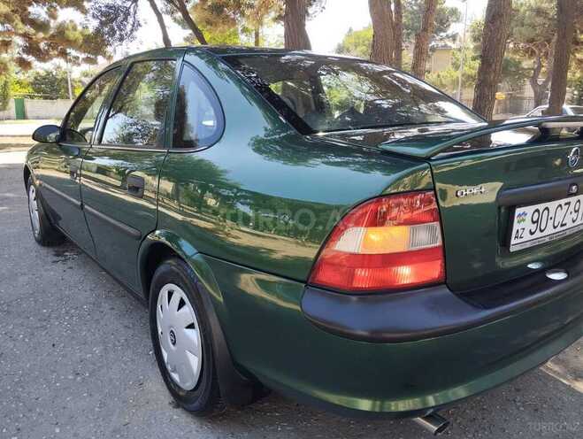 Opel Vectra 1996, 240,000 km - 1.8 l - Sumqayıt