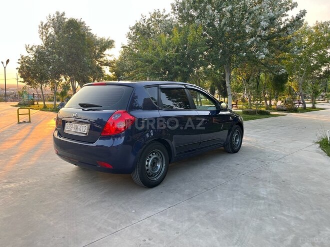 Kia Ceed 2008, 300,121 km - 1.6 л - Bakı