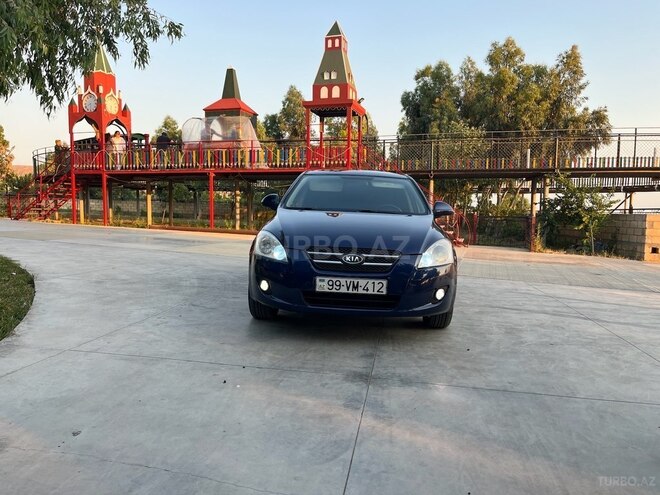 Kia Ceed 2008, 300,121 km - 1.6 л - Bakı