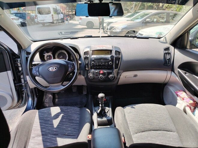 Kia  2008, 240,000 km - 1.4 l - Bakı