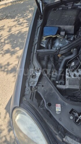 Mercedes E 220 d 2004, 88,925 km - 2.2 l - Sabirabad