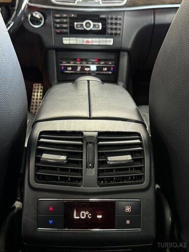 Mercedes E 220 d 2015, 287,900 km - 2.2 l - Sumqayıt