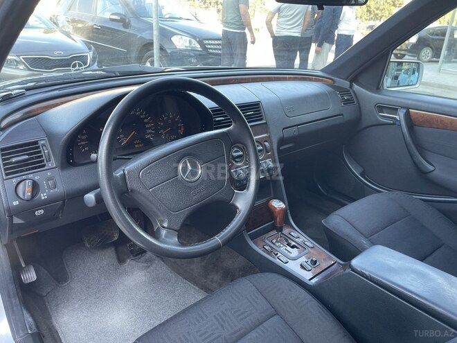 Mercedes C 180 1999, 190,000 km - 1.8 л - Sumqayıt
