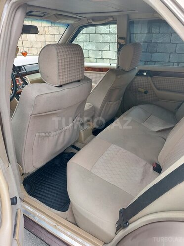 Mercedes E 300 d 1994, 490,000 km - 3.0 l - Astara