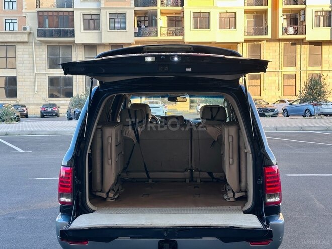Toyota Land Cruiser-10