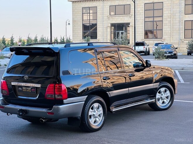 Toyota Land Cruiser-19