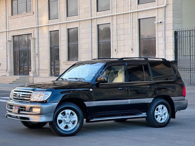 Toyota Land Cruiser-17