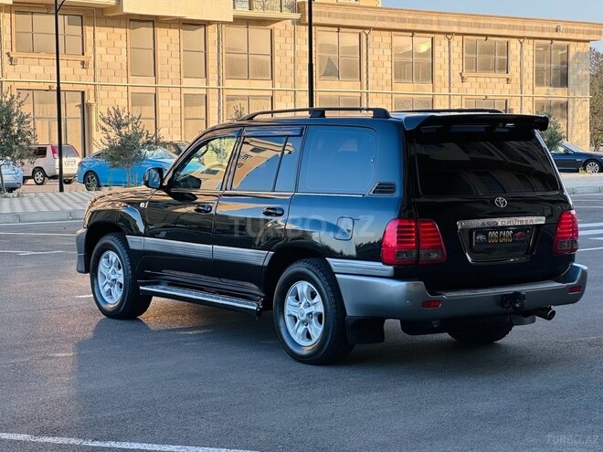 Toyota Land Cruiser-37
