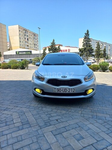 Kia Ceed 2013, 358,773 km - 1.6 l - Sumqayıt