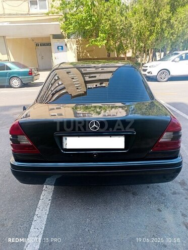 Mercedes E 180 1997, 304,000 km - 1.8 l - Bakı