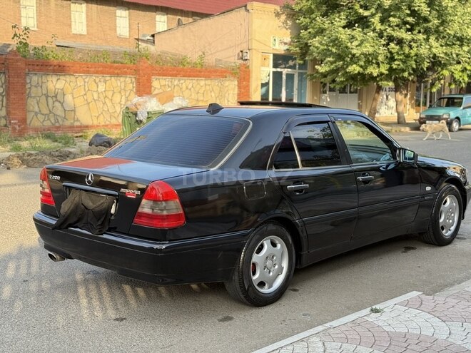 Mercedes C 200 1995, 423,000 km - 2.0 l - Qazax
