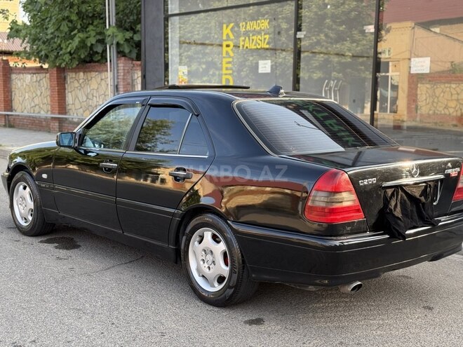 Mercedes C 200 1995, 423,000 km - 2.0 l - Qazax