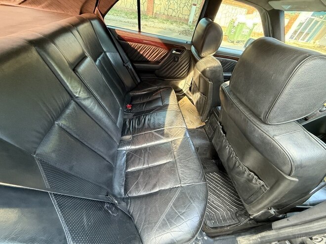 Mercedes C 200 1995, 423,000 km - 2.0 l - Qazax