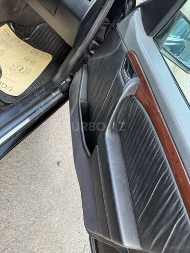 Mercedes C 200 1995, 423,000 km - 2.0 l - Qazax