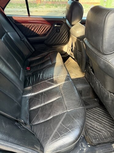 Mercedes C 200 1995, 423,000 km - 2.0 l - Qazax