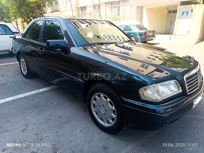 Mercedes E 180 1997, 304,000 km - 1.8 l - Bakı